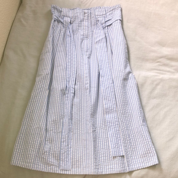 Club Monaco Dresses & Skirts - Club Monaco- Blue & White Striped- Midi Skirt - Size 4